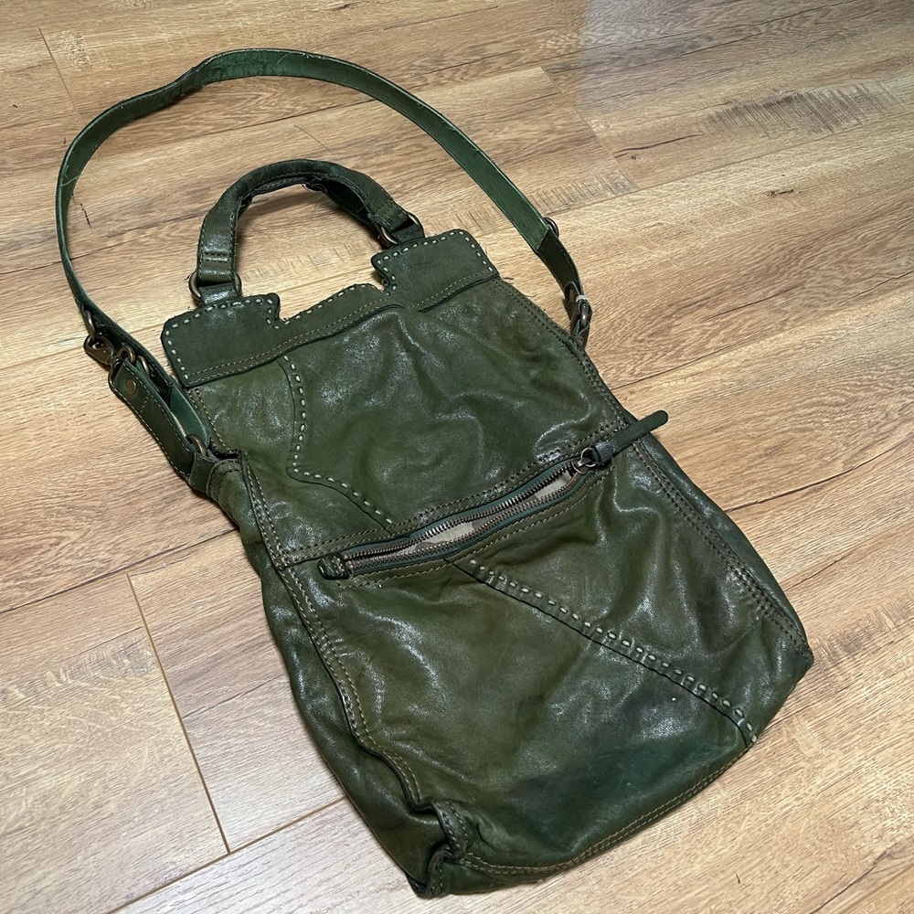 Lucky Brand Abbey Road Iltalian Lamb Leather Folding Messenger Crossbody Green